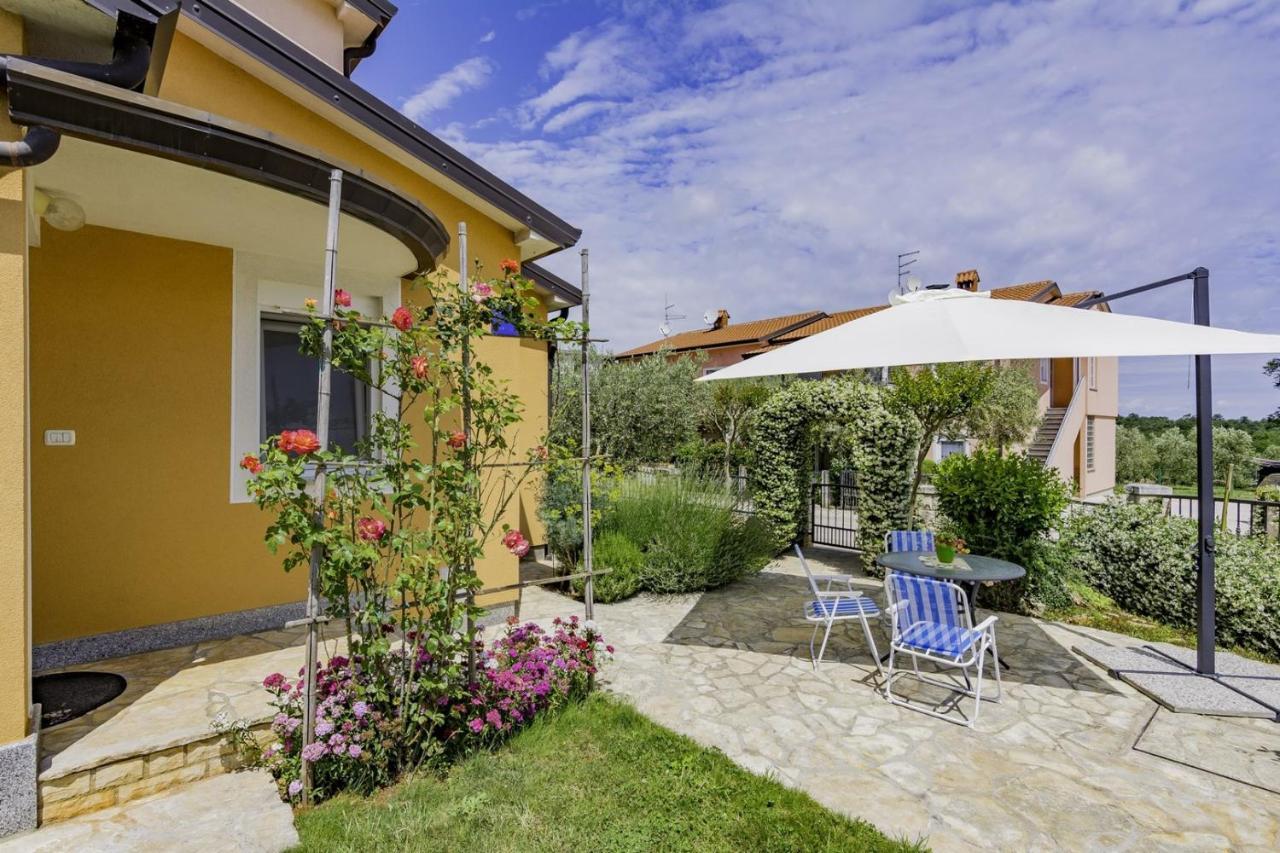 Bozica House With Apartment Умаг Екстериор снимка