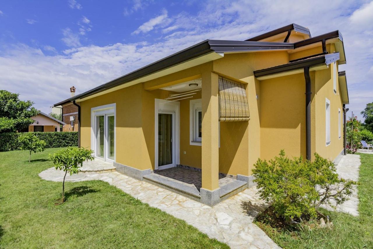 Bozica House With Apartment Умаг Екстериор снимка