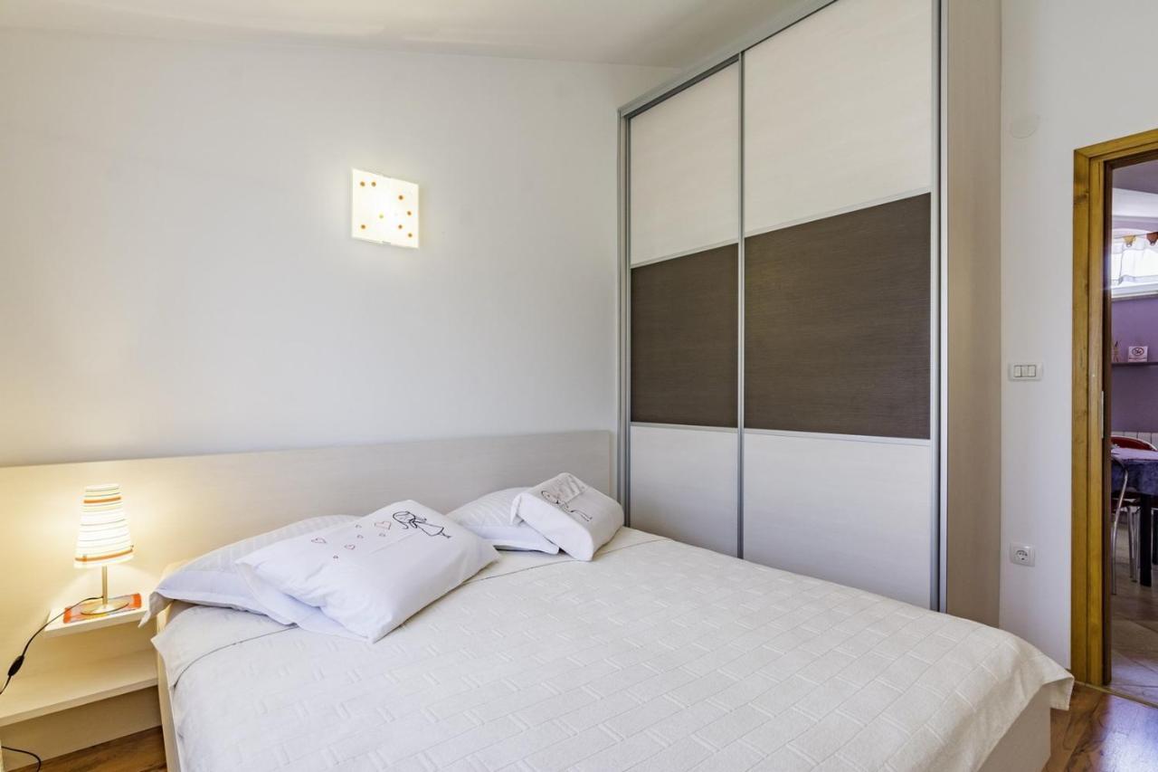 Bozica House With Apartment Умаг Екстериор снимка