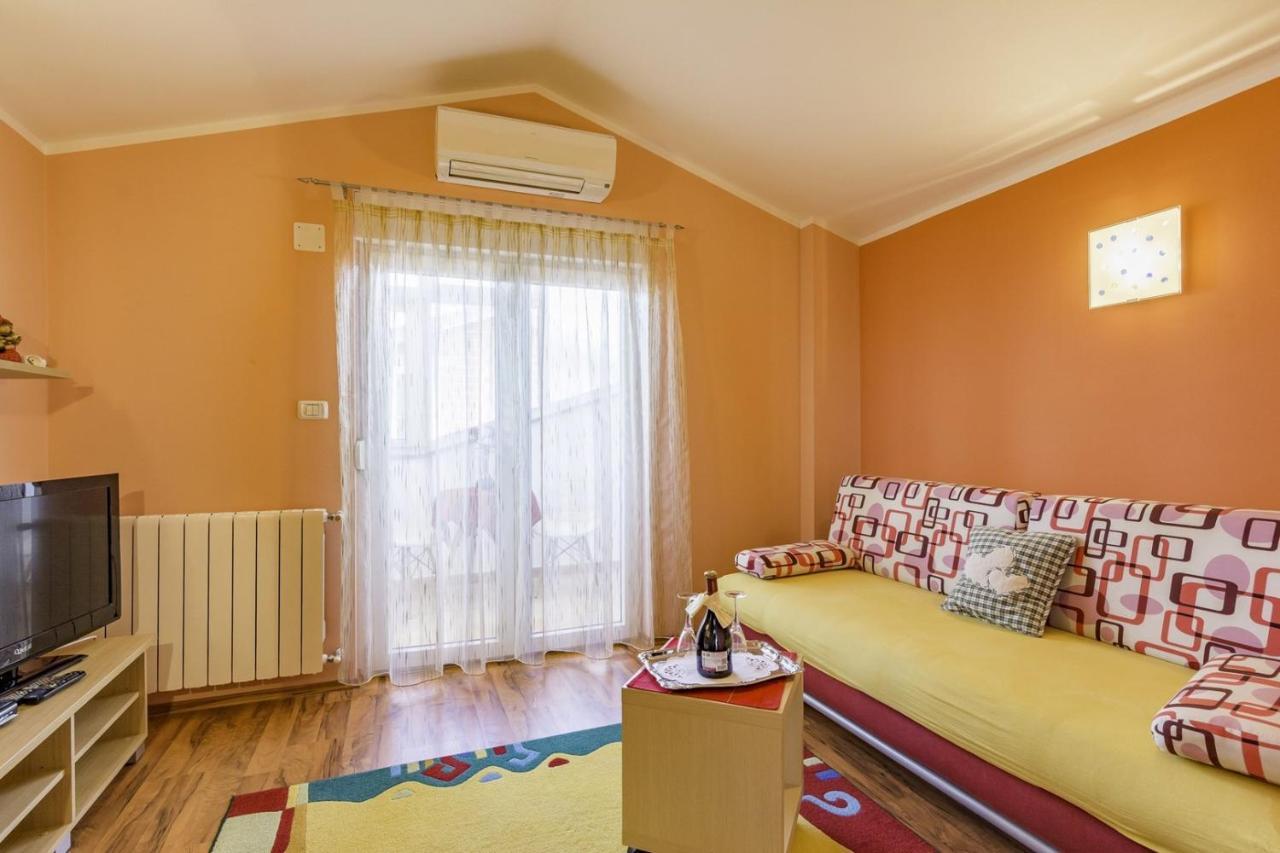 Bozica House With Apartment Умаг Екстериор снимка