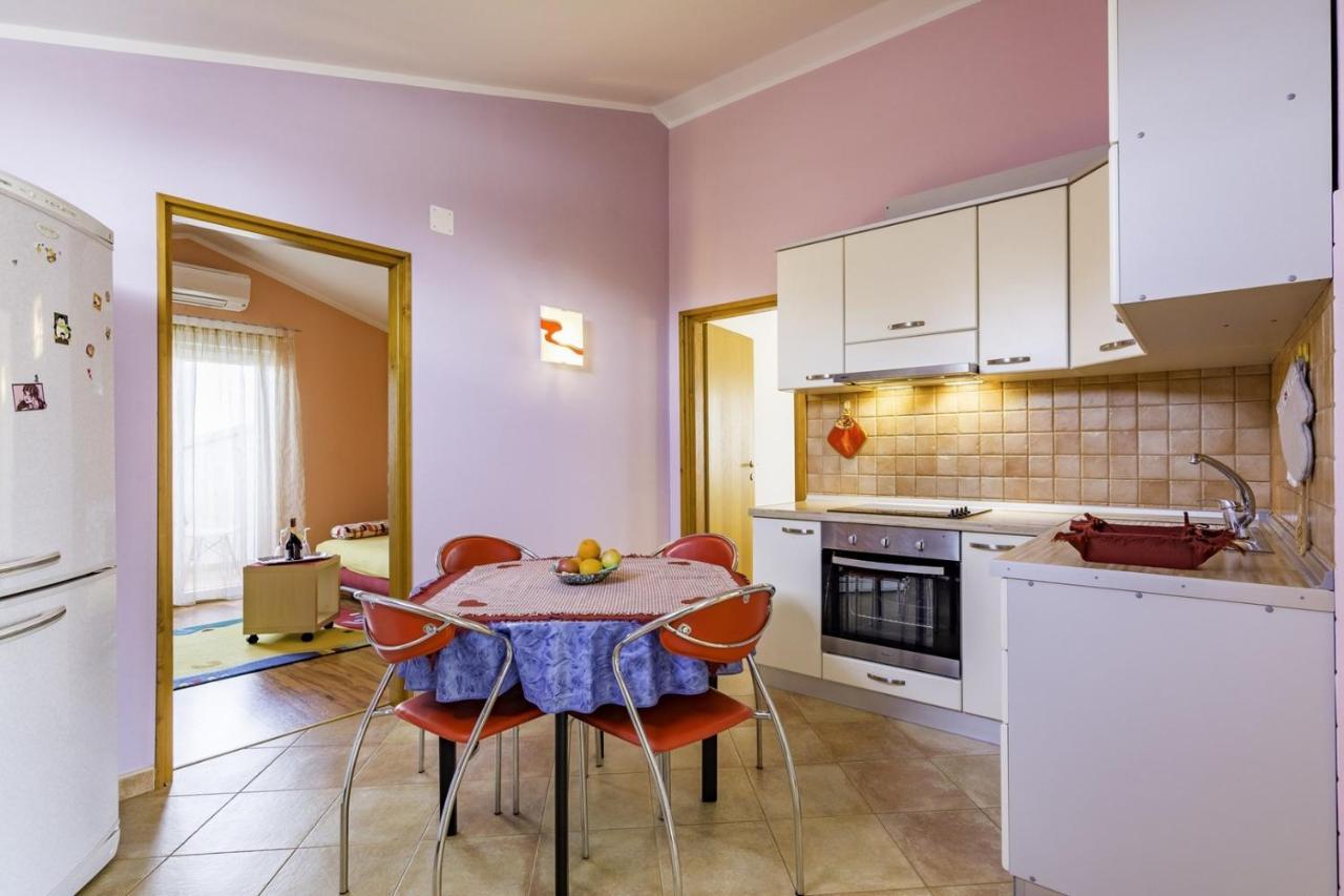 Bozica House With Apartment Умаг Екстериор снимка